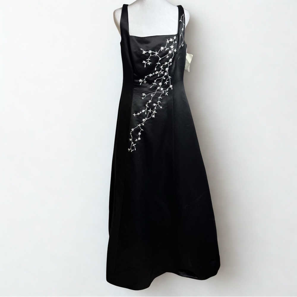 Liz Claiborne Black Maxi Dress with White Floral Embroidery